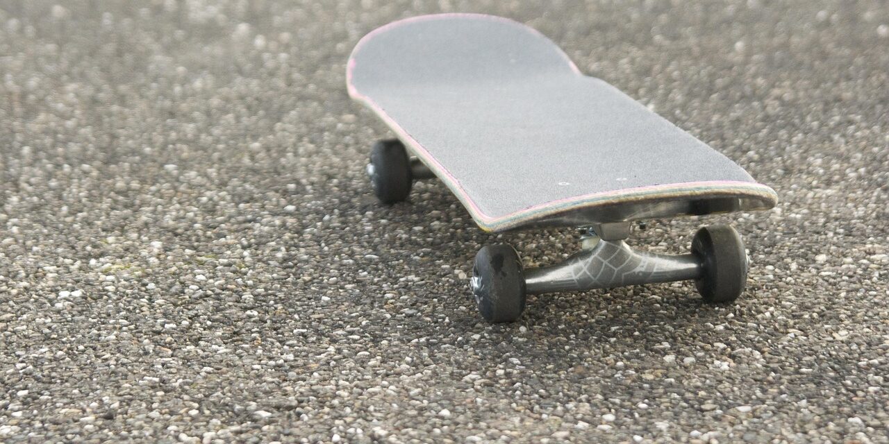 skateboarding-819268_1280